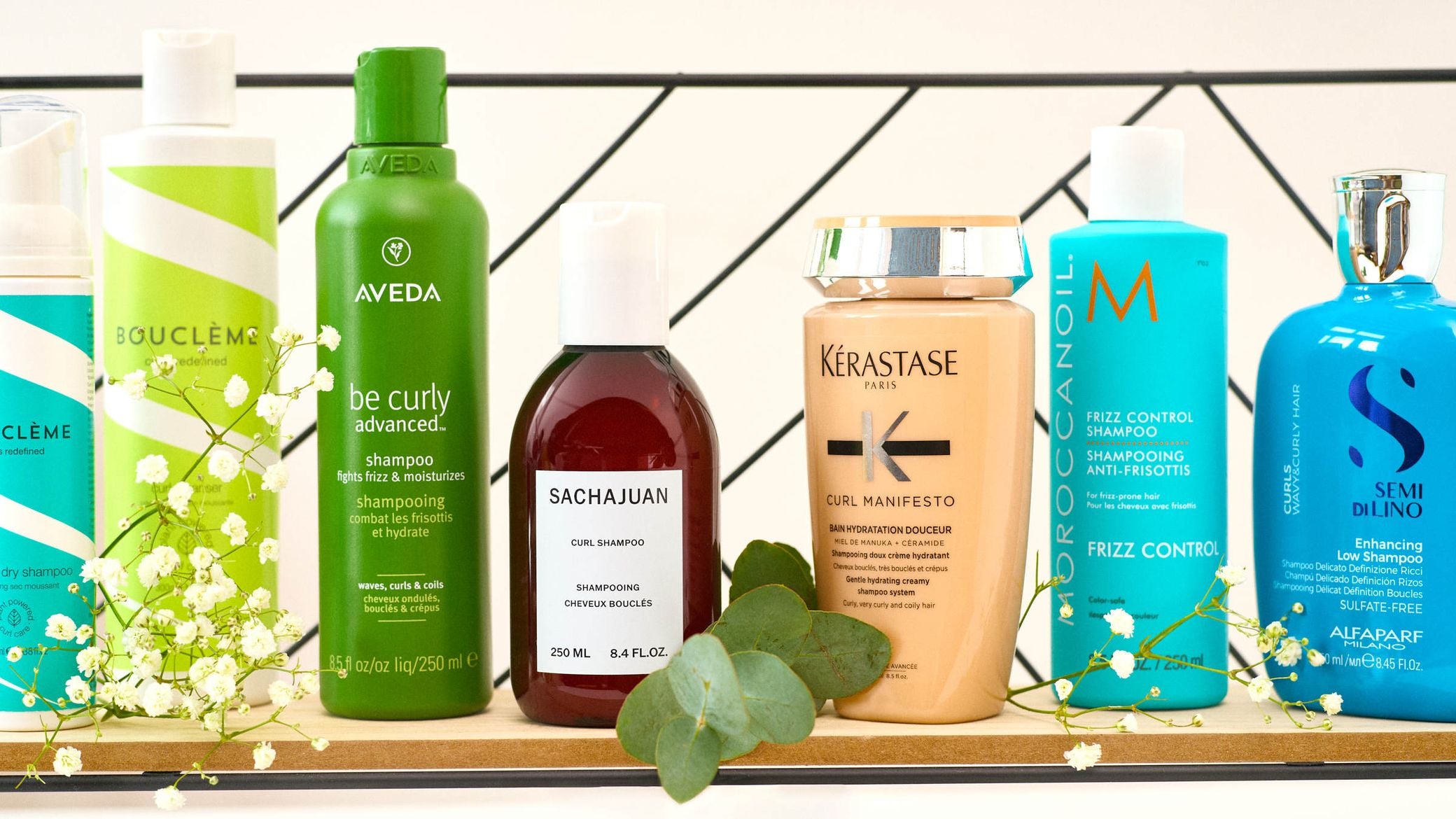 Quel est le meilleur shampoing pour cheveux bouclés ? Découvrez-le grâce à nos avis !