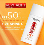 سائل لوريال باريس المضاد للأشعة فوق البنفسجية بعامل حماية من الشمس 50+، فيتامين سي + فيتامين إي + حمض الهيالورونيك، للبقع الداكنة والتجاعيد ولون البشرة غير الموحد، لمسة نهائية غير مرئية