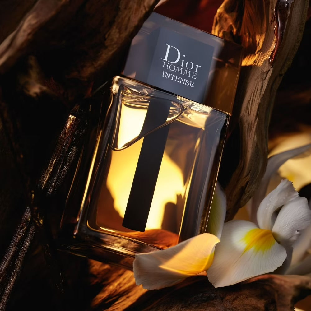 Dior Homme Eau de parfum intense - Notes boisées, facette ambrée, iris et vanille