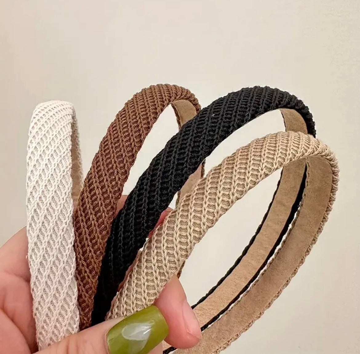 Serre-Tête À Crochet Incliné Stria Convient Pour Le Quotidien Des Femmes Les Fêtes Pour Tous Types De Cheveux 1 Pièce