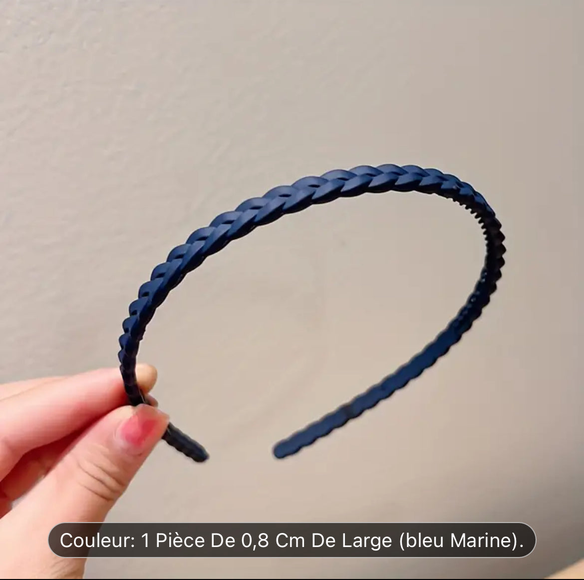 عصابة رأس مضفرة غير قابلة للانزلاق بتصميم بسيط، قطعة واحدة