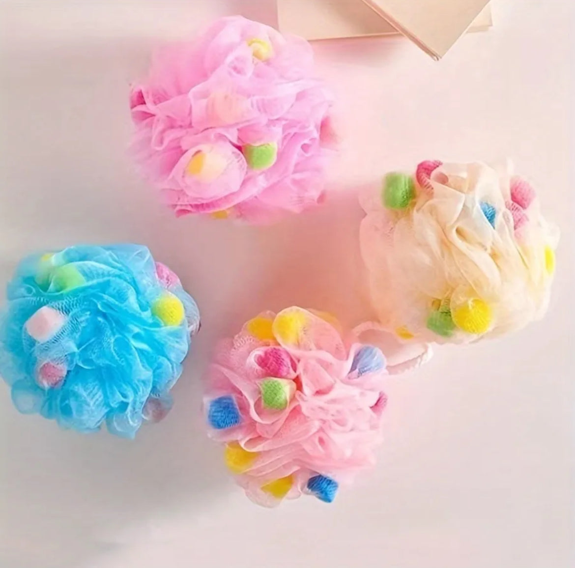 كرات إسفنجية ملونة للاستحمام للأطفال (سكرانشي) قطعة واحدة