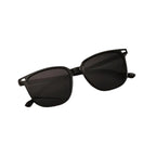 نظارات الموضة الكلاسيكية للنساء