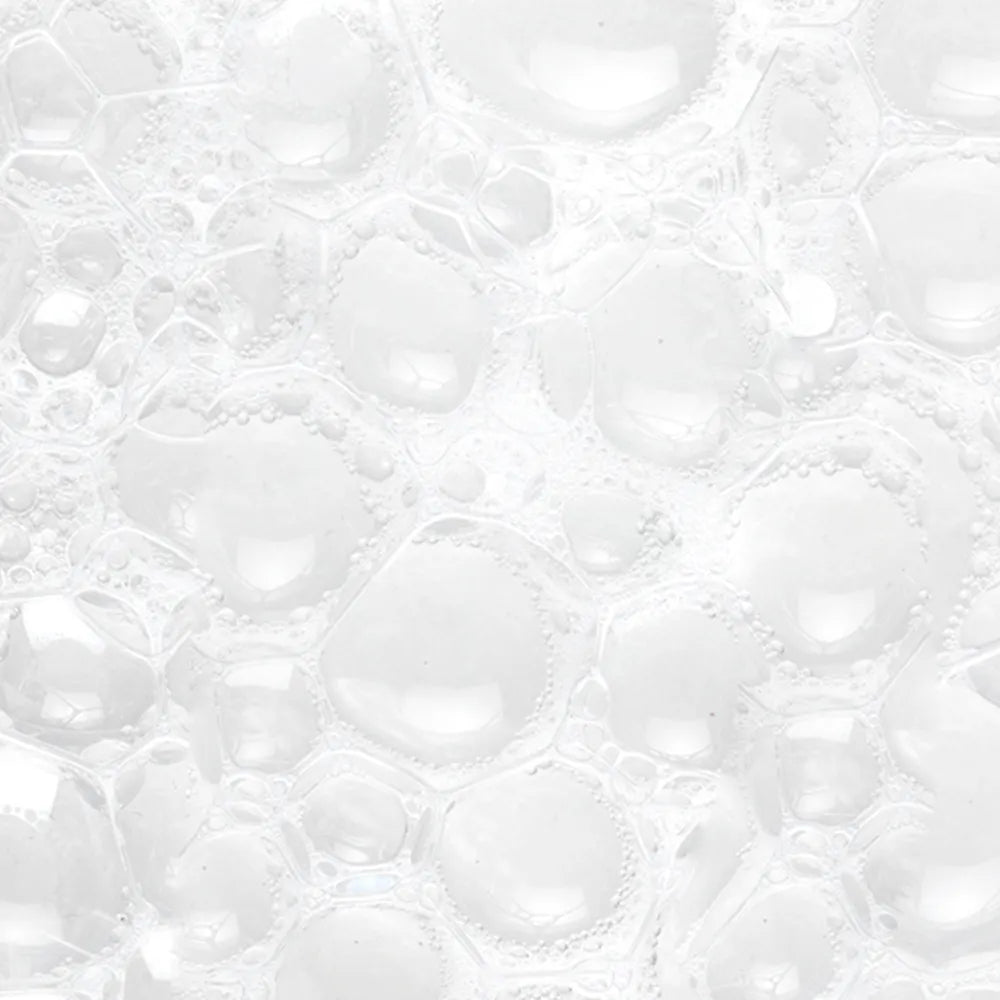 جل التنظيف إيفاكلار المضاد للشوائب من لاروش بوزيه مع حمض الساليسيليك