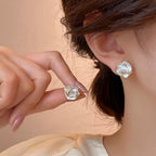 Boucles D’Oreilles “Éclosion Dorée” – Pétales Dorés En Mouvement