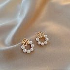 Boucles D’Oreilles “Couronne De Rose” – Design Perlé Circulaire