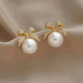 Boucles D’Oreilles “Coquette Scintillante” – Style Tendance & Strass