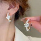 Boucles D’Oreilles “Éclosion Nacrée” – Éclat Perlé Doux